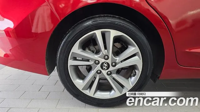 Hyundai Avante 2015 thumb 4