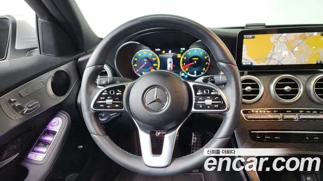Mercedes-Benz C-Class 2021 thumb 2