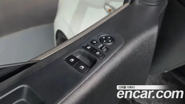 Hyundai Staria 2022 thumb 7