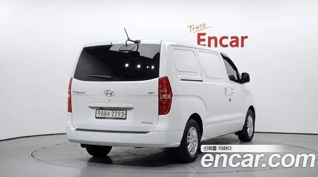 Hyundai Staria 2016 thumb 7