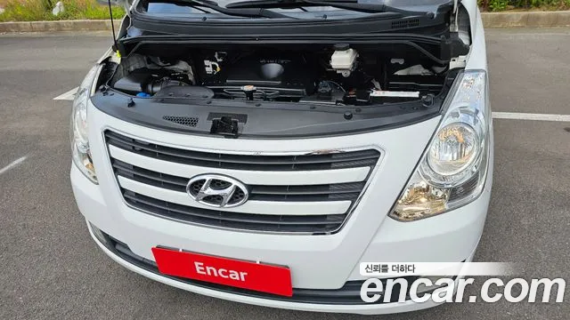 Hyundai Staria 2016 thumb 6