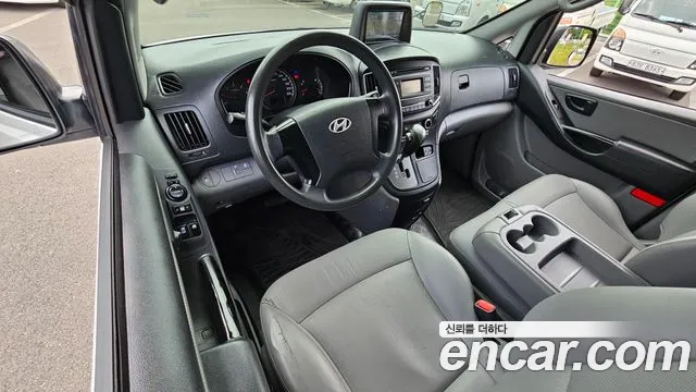 Hyundai Staria 2016 thumb 9