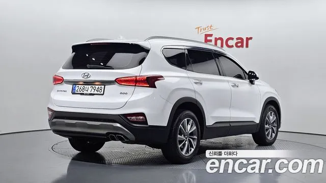 Hyundai Santa Fe 2018 thumb 11