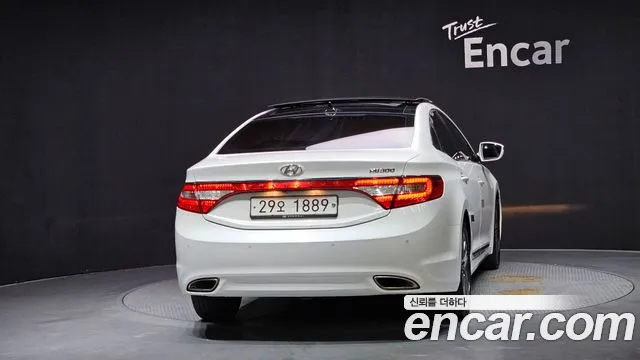 Hyundai Grandeur 2013 thumb 12