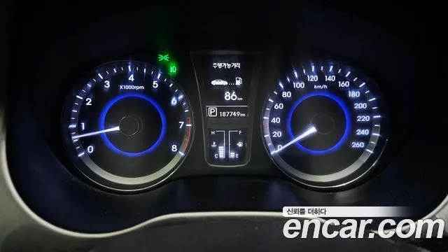 Hyundai Grandeur 2013 thumb 6