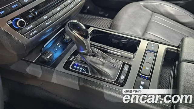 Hyundai Genesis 2015 thumb 7