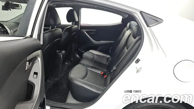 Hyundai Avante 2013 thumb 11