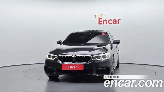 BMW 5 серии 2019 thumb 3