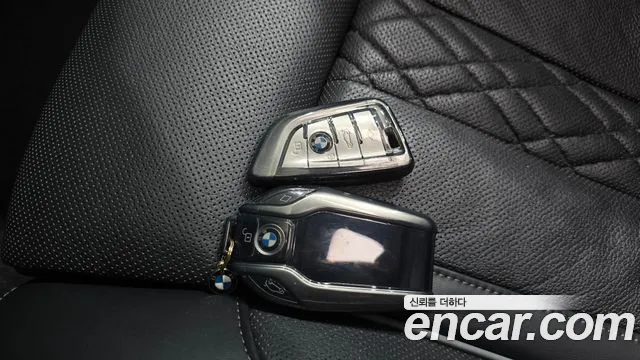 BMW 5 серии 2019 thumb 4