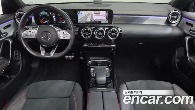 Mercedes-Benz A-Класс 2022 thumb 2