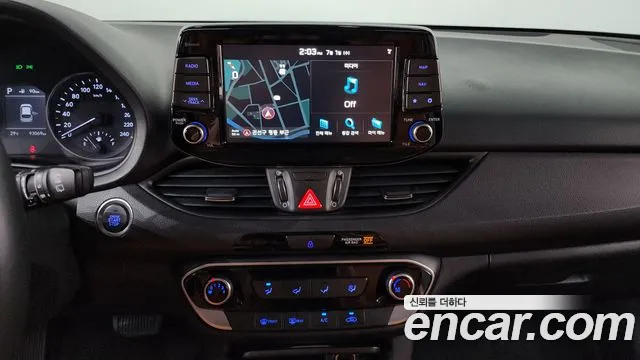 Hyundai i30 2017 thumb 2