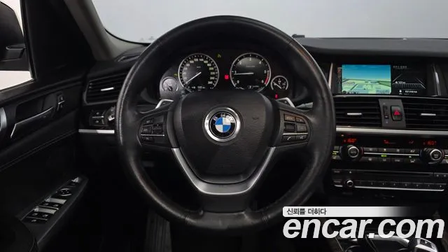 BMW X4 2015 thumb 11