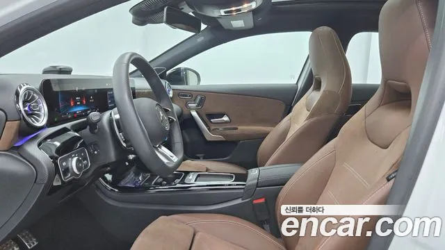 Mercedes-Benz A-Class 2025 thumb 3