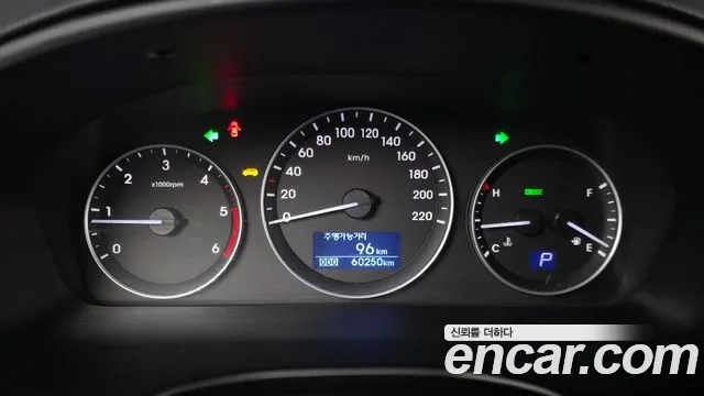 Hyundai Staria 2019 thumb 3