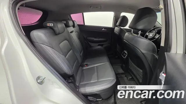 Kia Sportage 2017 thumb 9