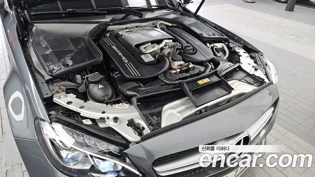 Mercedes-Benz C-Class 2018 thumb 6
