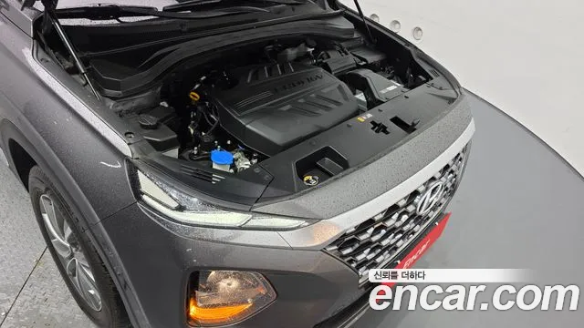 Hyundai Santa Fe 2019 thumb 3