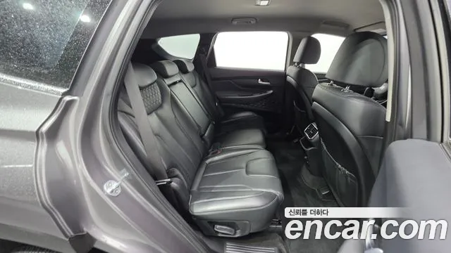 Hyundai Santa Fe 2019 thumb 9