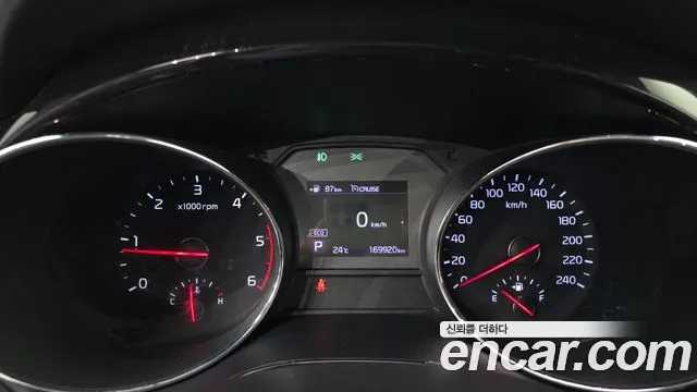 Kia Carnival 2018 thumb 8