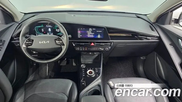Kia Niro 2023 thumb 3