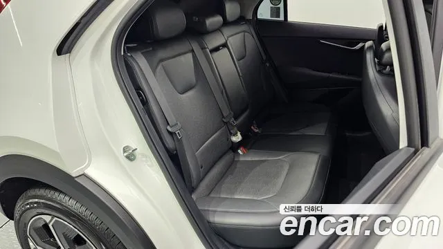 Kia Niro 2023 thumb 8