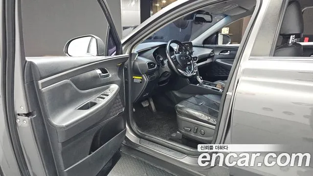 Hyundai Santa Fe 2019 thumb 3