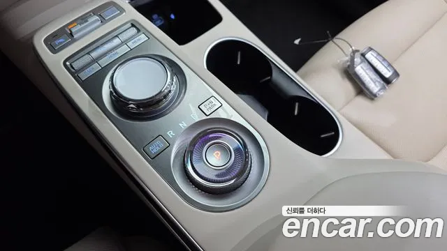 Genesis GV70 2023 thumb 6