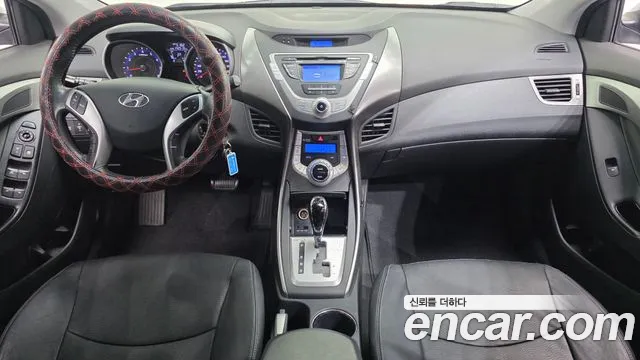 Hyundai Avante 2011 thumb 2