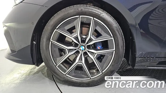 BMW 5 серии 2025 thumb 5