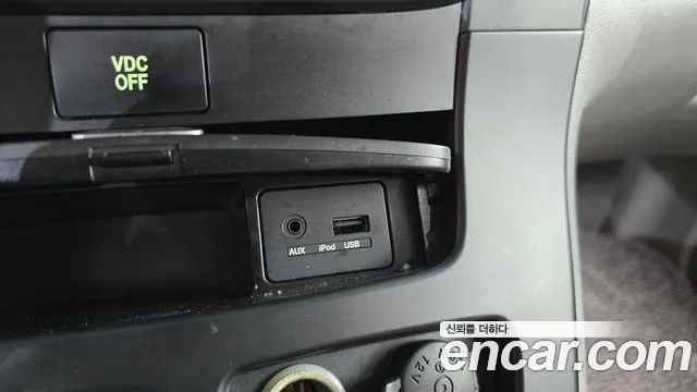 Kia Canival 2014 thumb 3