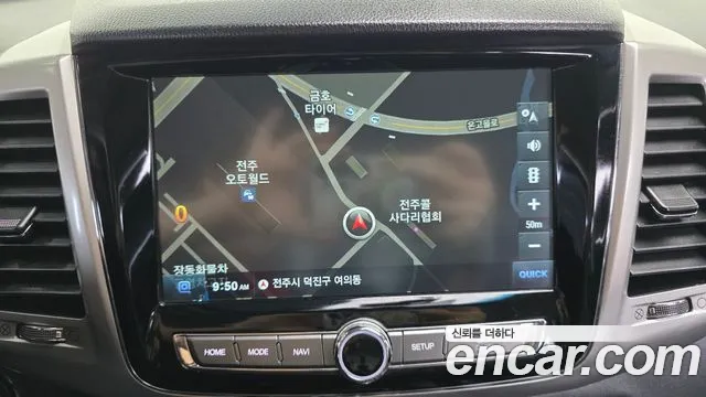 KGM Rexton 2018 thumb 9