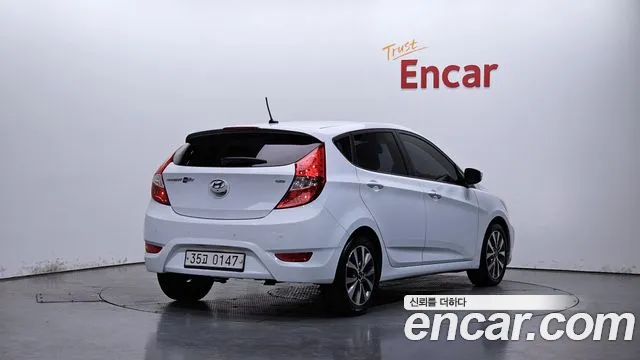 Hyundai Accent 2016 thumb 9