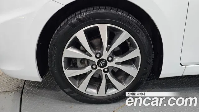 Hyundai Accent 2016 thumb 7