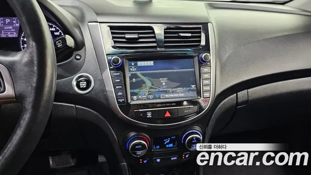 Hyundai Accent 2016 thumb 12