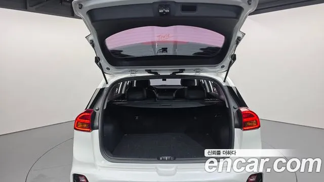 Kia Niro 2020 thumb 3