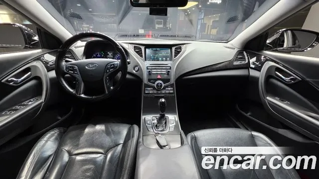 Hyundai Grandeur 2014 thumb 3