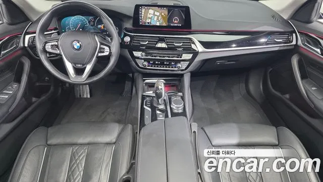 BMW 5 серии 2019 thumb 5