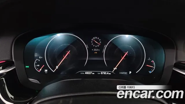 BMW 5 серии 2019 thumb 9