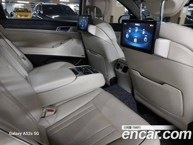 Genesis G80 2017 thumb 4