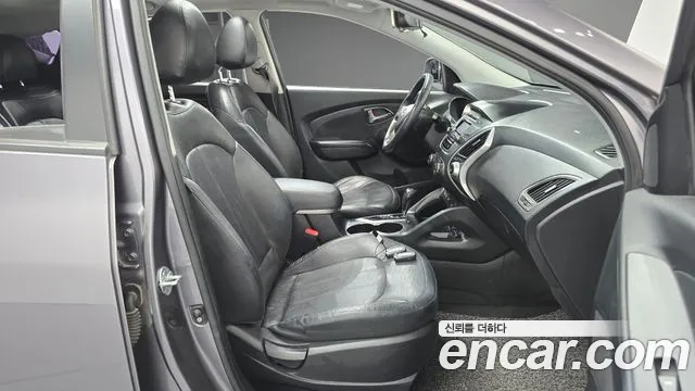 Hyundai Tucson 2011 thumb 12