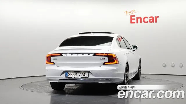 Volvo S90 2022 thumb 6