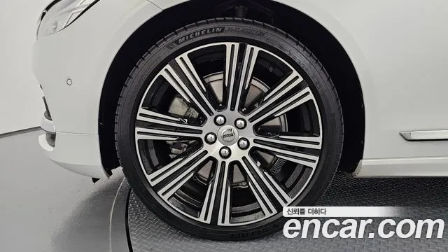 Volvo S90 2022 thumb 9