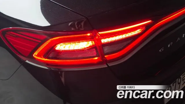 Hyundai Grandeur 2017 thumb 8