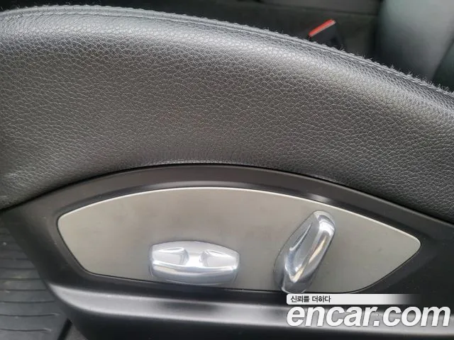 Porsche Panamera 2013 thumb 5