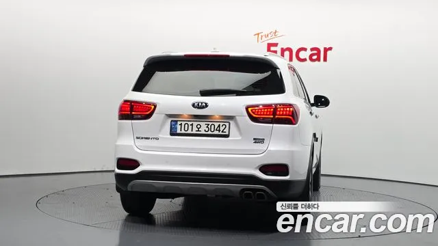 Kia Sorento 2017 thumb 11