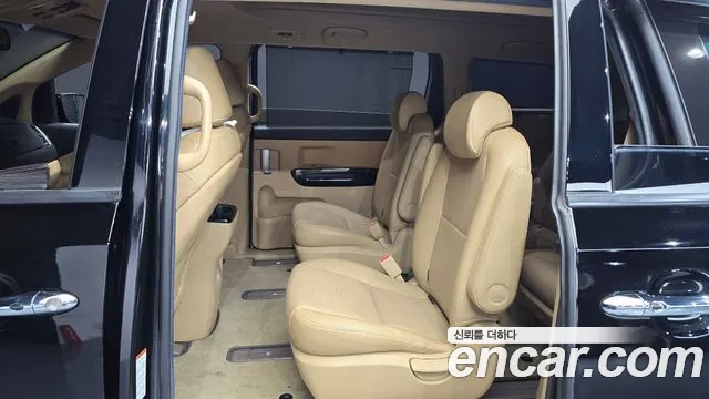 Kia Carnival 2019 thumb 7
