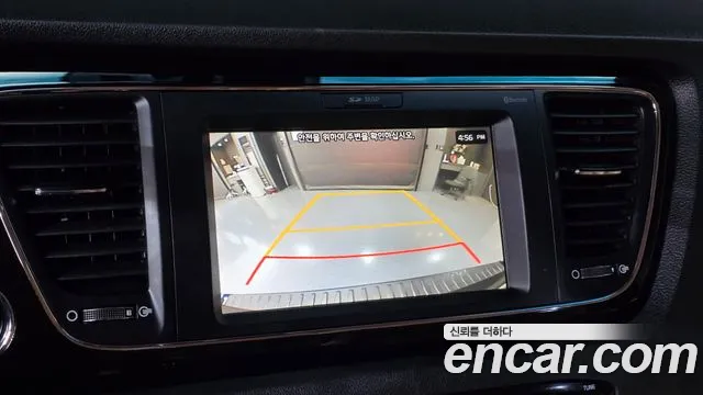Kia Carnival 2019 thumb 12