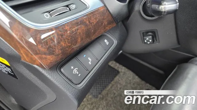 Hyundai Aslan 2015 thumb 10