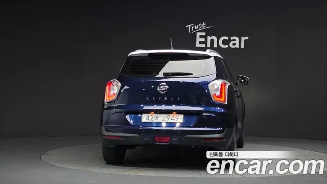 KGM Tivoli 2015 thumb 4