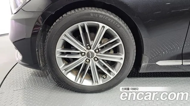 Genesis G80 2019 thumb 7